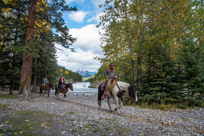 1 Hour Spray River Ride - Bow Falls and the mountain views