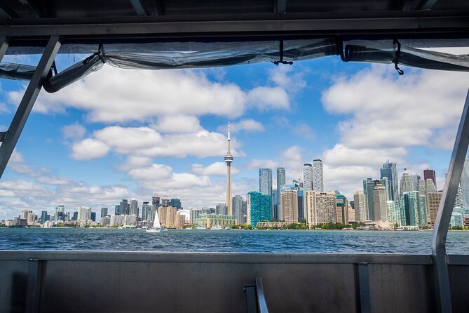 1-Hour Toronto Harbour Tour with Live Narration - Why Toronto Harbour is the right place to begin