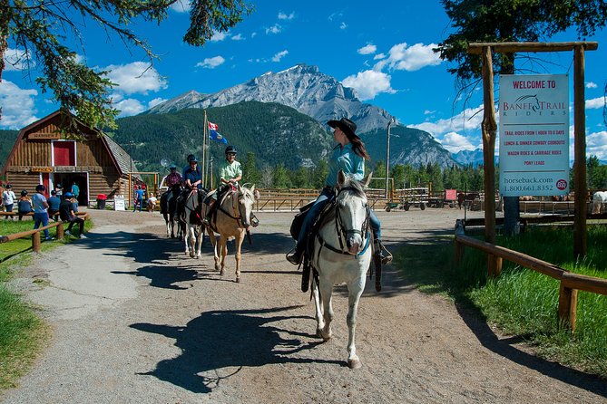 2 Hour Banff Horseback Riding Adventure - Windy Knoll and the best photo opportunities