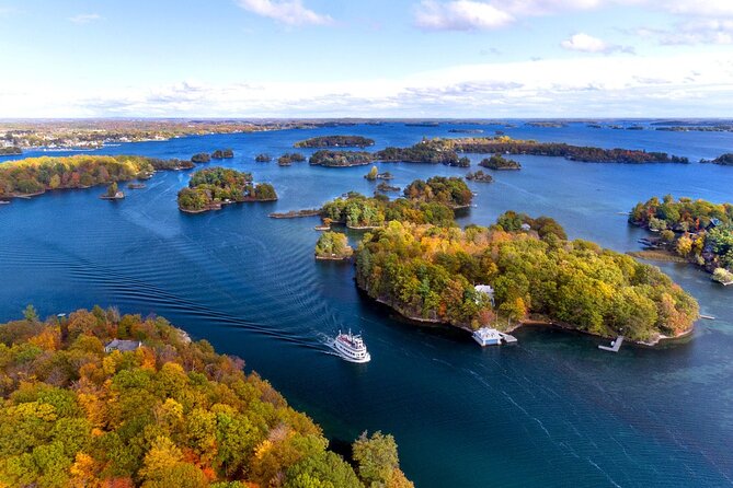 3-Hour 1000 Islands Cruise from Gananoque with views of Boldt Castle - Boldt Castle, the cruise’s main visual prize
