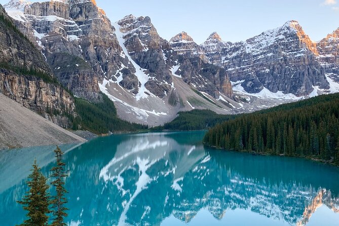 5 Day Canadian Rockies, Banff, Lake Louise, Moraine Lake, Jasper - Day 1: Calgary arrival and the practical airport pickup