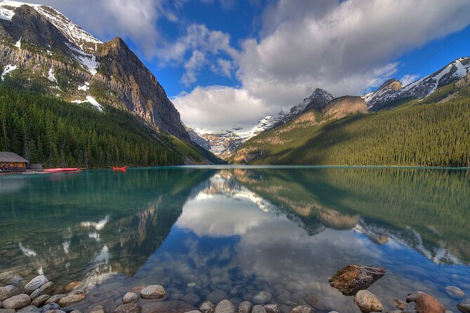 8 Iconic Stops. 12 Comfy Seats. See Banff's Best in First Class. - Why this Banff day tour works for a one-day visit