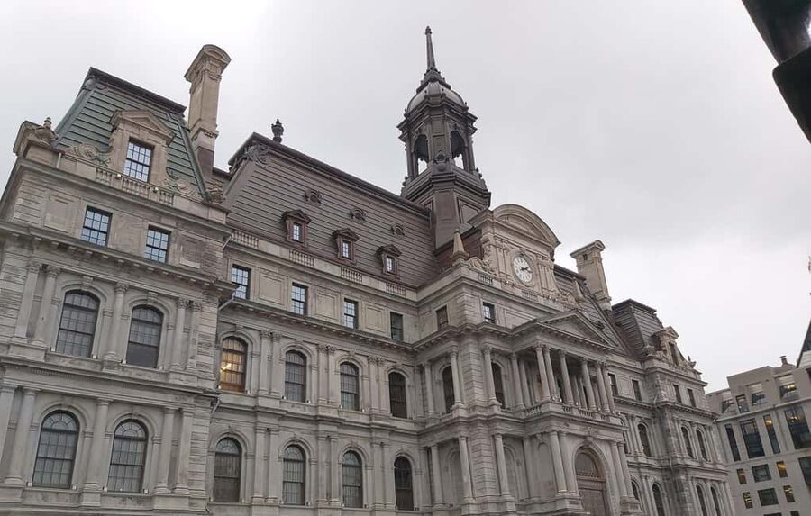 A Walking Tour of Old Montreal - Who will get the most from this walk
