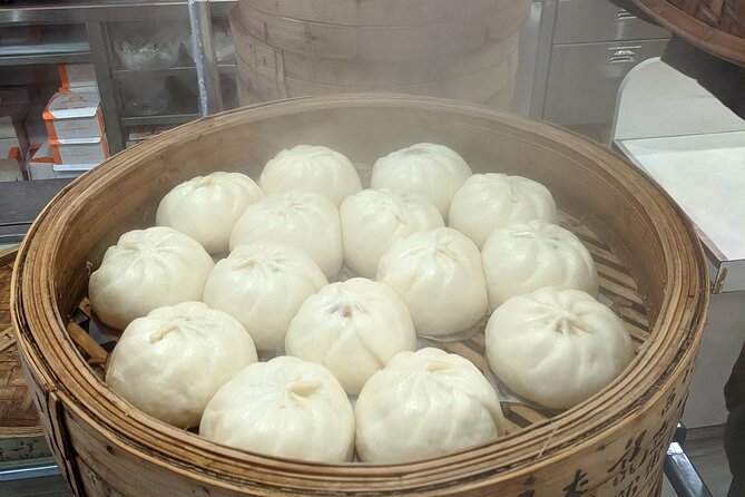 A Wok Around Chinatown: Culinary and Cultural Walking Tour Led by a Chef - Seeing Chinatown through Chinese Canadian stories