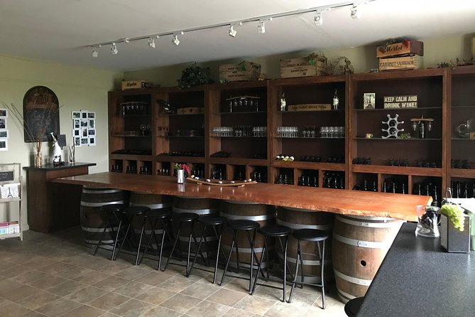 Afternoon Wine, Beer and Charcuterie Tour in Niagara-on-the-Lake - Konzelmann pairs Niagara wine with a small plate