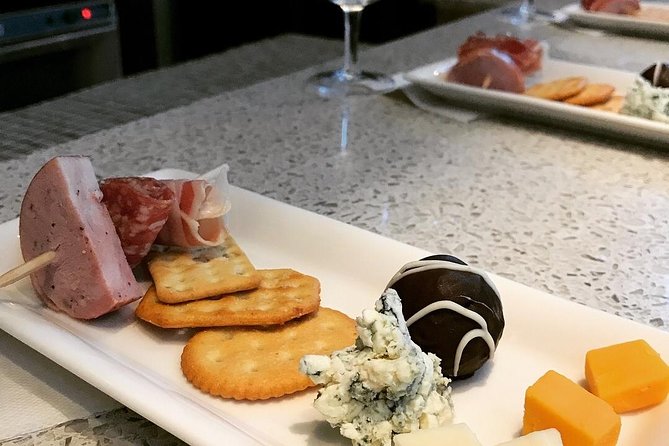 Afternoon Wine, Beer and Charcuterie Tour in Niagara-on-the-Lake - Price and value at $134.44