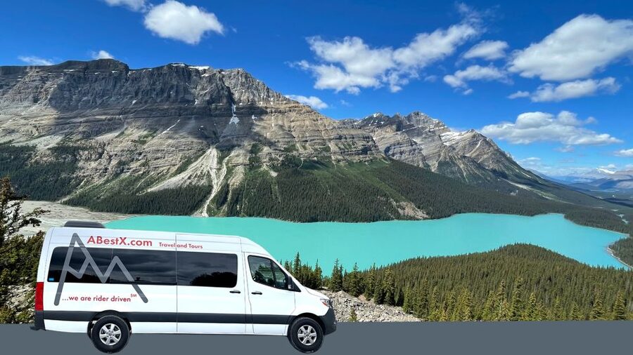 All-Inclusive Private Banff Tour with Hotel Transfer - Lake Louise in one focused hour
