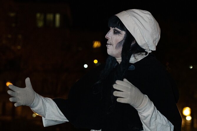 Animated Crime Walking Tour in Old Quebec - English, French, and booking details