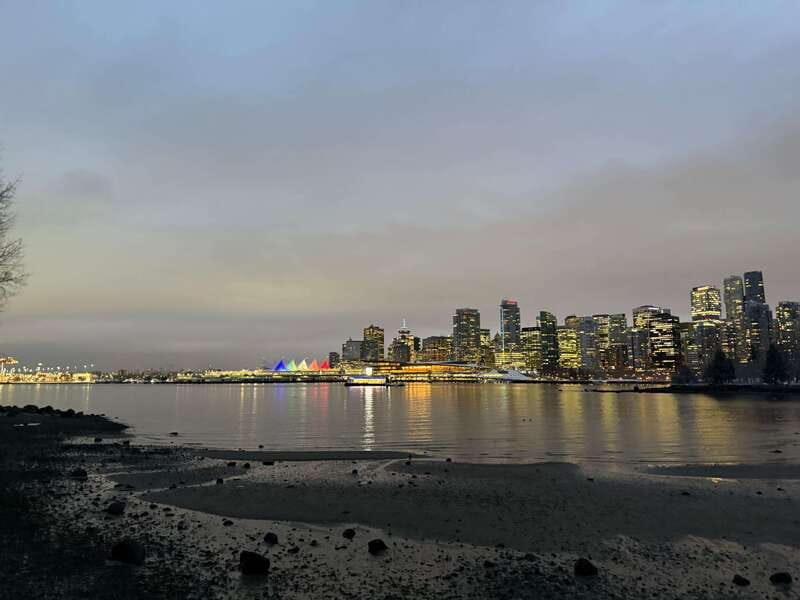 Aquarium & StanleyPark+20 Gem Spots+City/Vip Car+Small Group - What the luxury car changes