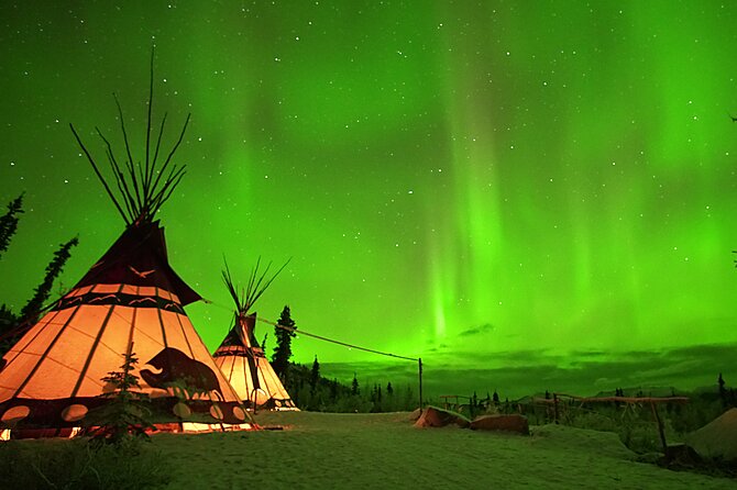 Arctic Day: Aurora Viewing Tour | late night - Photography help and the photo option