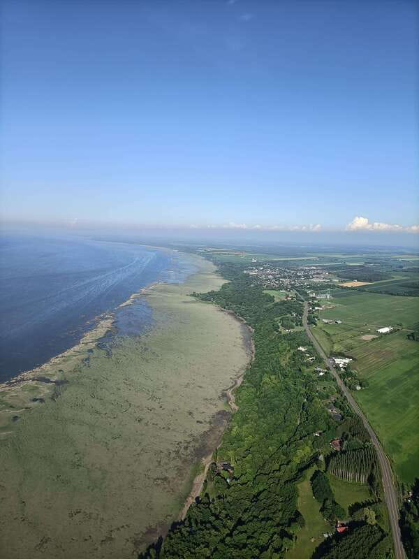 Attitude-Helicopter: Helicopter tour of Quebec City - The crew and the human touch