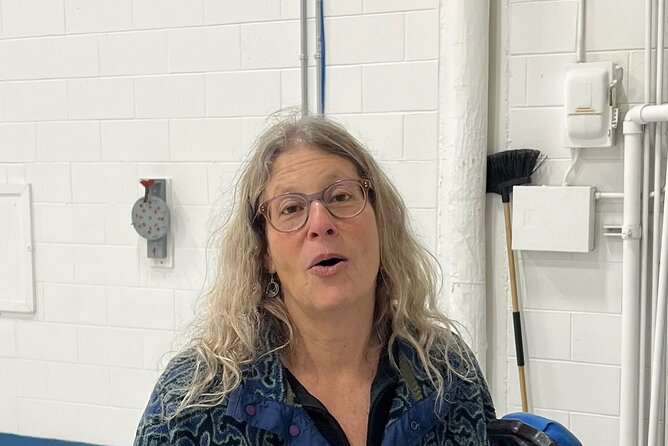 Awesome Curling Experience - Practicing the delivery and learning the sweep