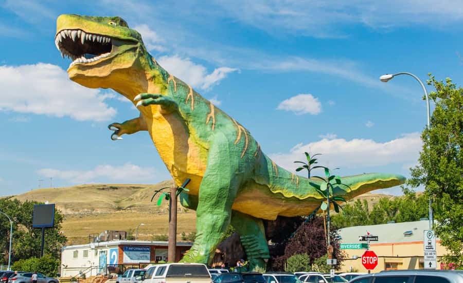 Badlands Tour: Drumheller with Museum, Hoodoos & Coal Mine - Why Drumheller Makes a Good Day Trip From Calgary