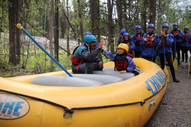 Banff: Afternoon Kananaskis River Whitewater Rafting Tour - Class 2 and 3 rapids with room to enjoy them