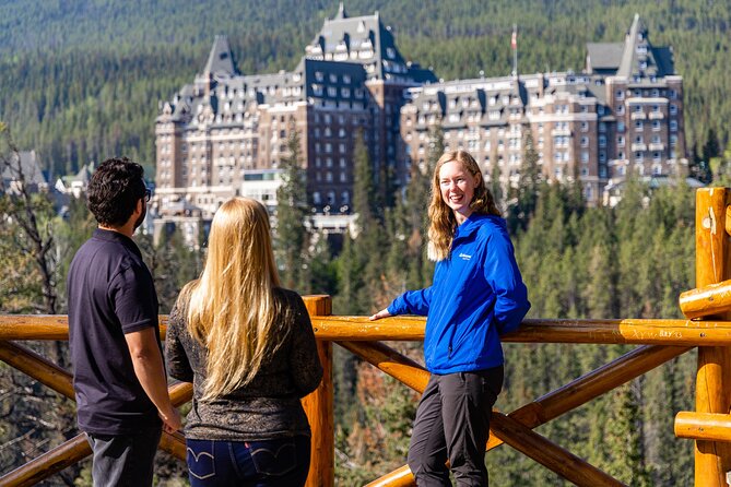 Banff and its Wildlife - Year Round Tour - Surprise Corner and the Castle of the Rockies