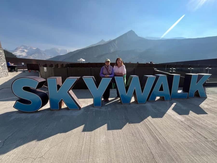 Banff and Jasper National Parks: Tour with Transport - Weather, wildfire, and seasonal changes