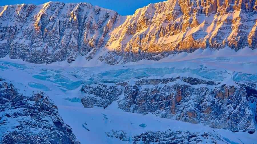 Banff/Calgary/Canmore: Crowfoot Glacier and 5 Lakes Tour - Crowfoot Glacier is a quick but worthwhile stop