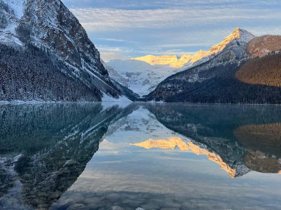 Banff/Canmore: Moraine Lake 1.5h & Lake Louise Half-Day Tour - What the $45 price really covers