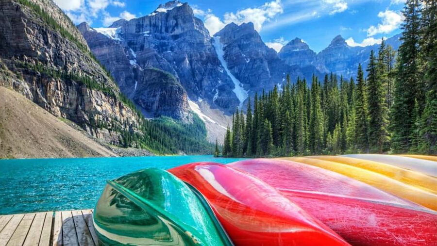Banff/Canmore Moraine Lake & Lake Louise-Hike/Canoe/Sightsee - The drive to Moraine Lake