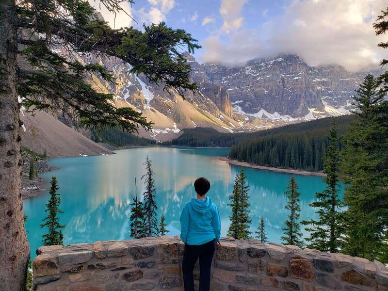 Banff/Canmore- Moraine Lake & Louise-Morning or Sunset Tour - Why the direct ride to Moraine Lake matters
