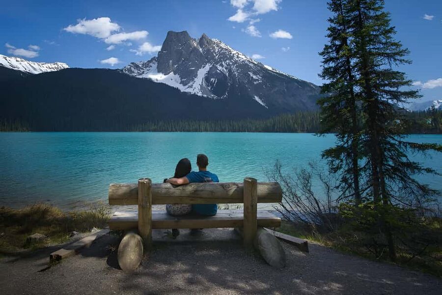 Banff: Emerald Lake, Wapta Falls & Takakkaw Falls Day Trip - Natural Bridge is short but worth the pause