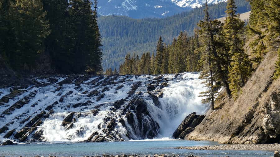 Banff: Gondola Ticket and Johnston Canyon Hiking Tour - Johnston Canyon and its waterfall walk