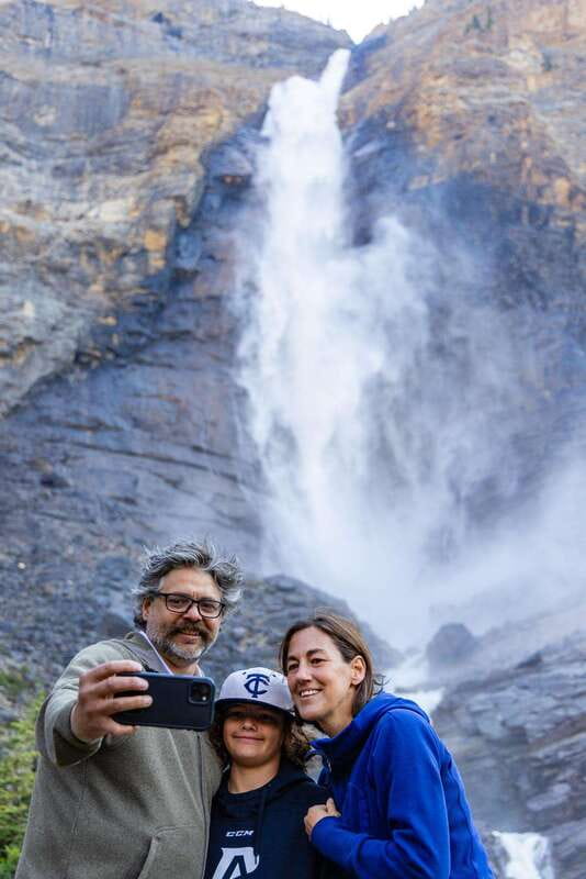 Banff: Grizzly Bear Refuge Tour with Lunch - Key points to know before you book