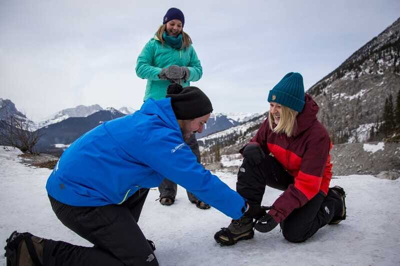 Banff: Grotto Canyon Icewalk - Walking the 2.1-kilometer route into the canyon