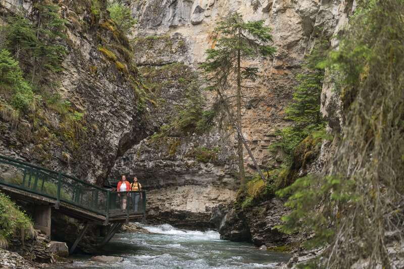 Banff: In-Depth Banff Area & Canyon Day Tour - Johnston Canyon and the seasonal Marble Canyon switch