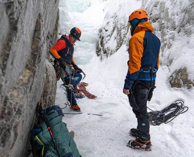 Banff: Introduction to Ice Climbing for Beginners - What this Banff ice climbing day is really like