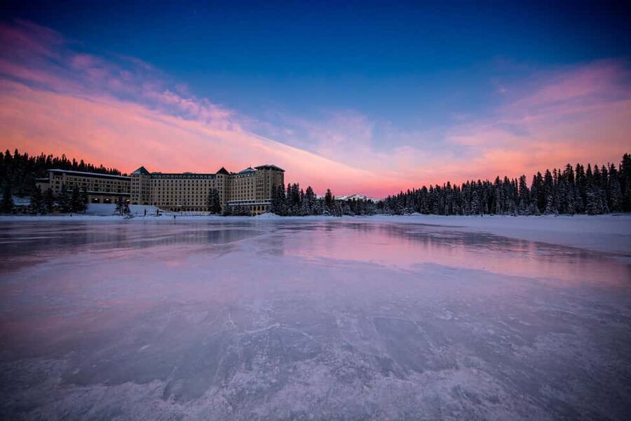 Banff: Lake Louise, Emerald, Moraine Lake & Johnston Canyon - Key points at a glance
