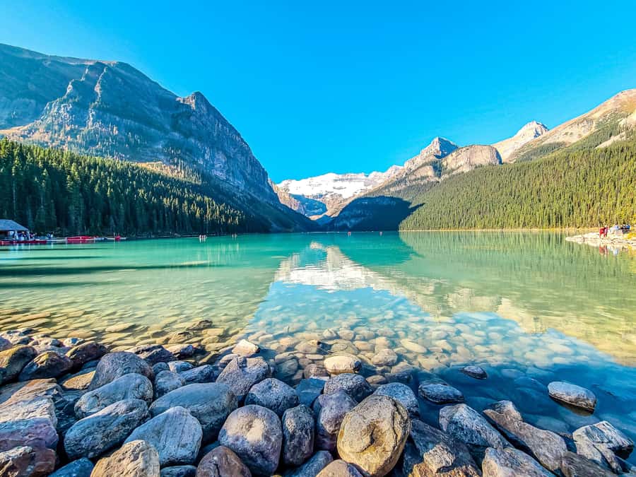Banff: Lake Louise,Lake Minnewanka,Emerald Lake & Banff Town - One ambitious day in the Canadian Rockies