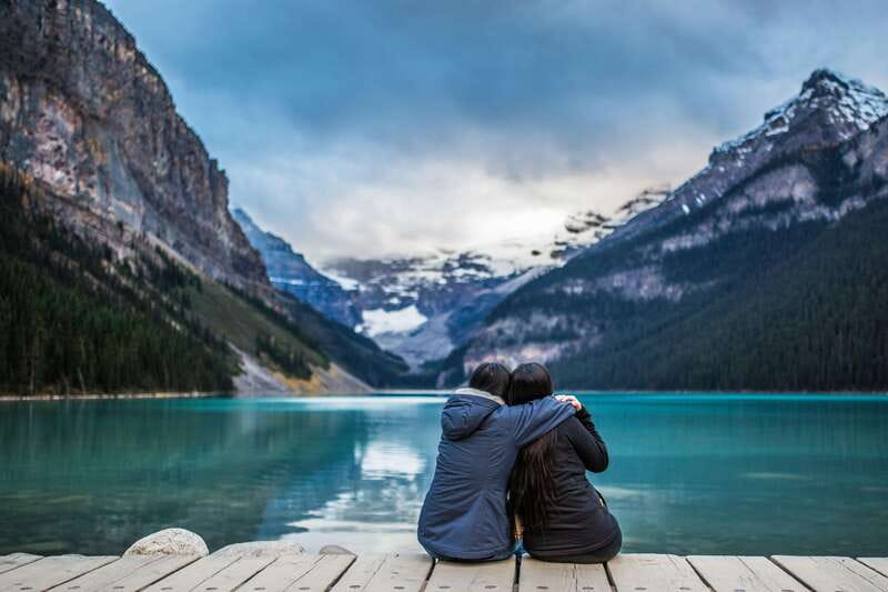 Banff, Lake Louise, Marble Canyon & Yoho National Parks Tour - The coach, guide, and pace of the day