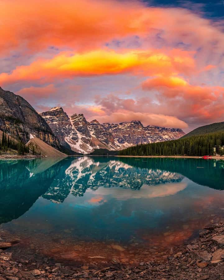 Banff: Lake Louise, Moraine, Emerald Lake & Canyon Day Trip - A big Rocky Mountain day from Calgary, Canmore, or Banff