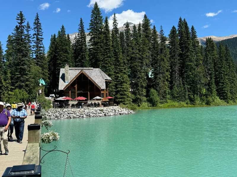 Banff: Lake Louise, Moraine, Emerald Lake & Johnston Canyon - Banff town is not always a full sightseeing stop