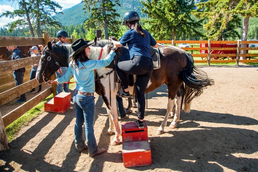 Banff National Park: 1-Hour Bow River Horseback Ride - Meeting the horses at Banff’s red stables