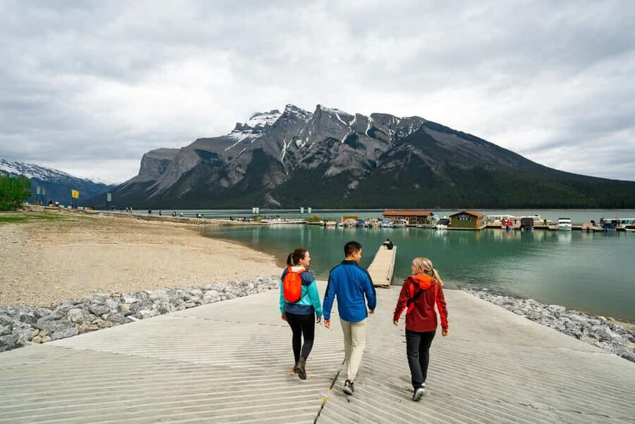 Banff National Park: Canyons, Lakes & Local Favourites - Why this one-day Rockies route works