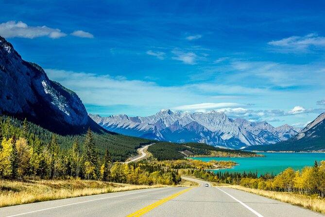 Banff National Park Moraine Lake and Lake Louise Explorer Tour - Timing matters more than the advertised duration