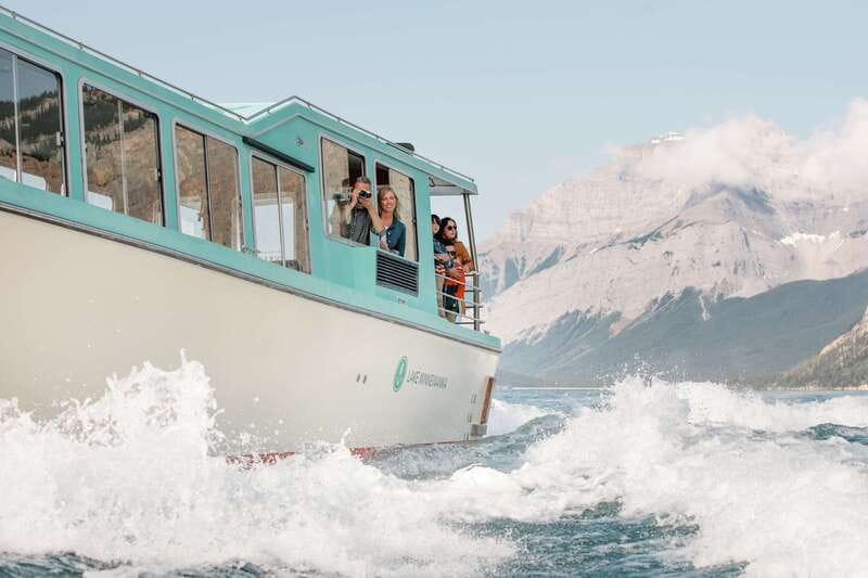 Banff: Sightseeing, Lake Minnewanka Cruise and Banff Gondola - Why this six-and-a-half-hour Banff tour works