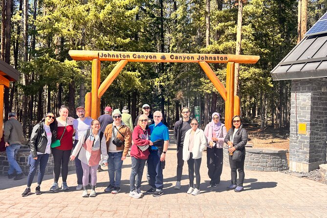 Banff Town ,Lake Louise, Moraine , Emerald & Johnston Canyon Tour - The guides make the long ride easier
