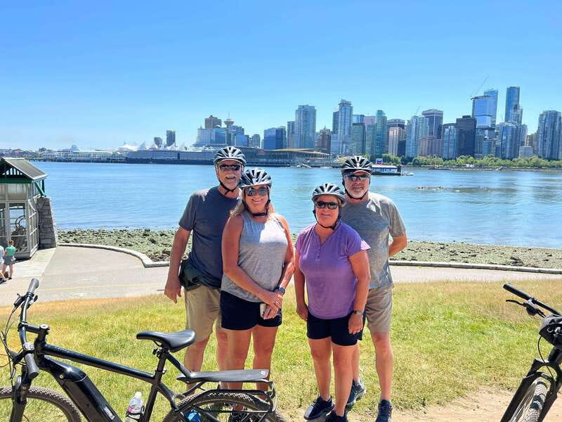 Bike and Hike Vancouver - Stanley Park and the 37-kilometre option