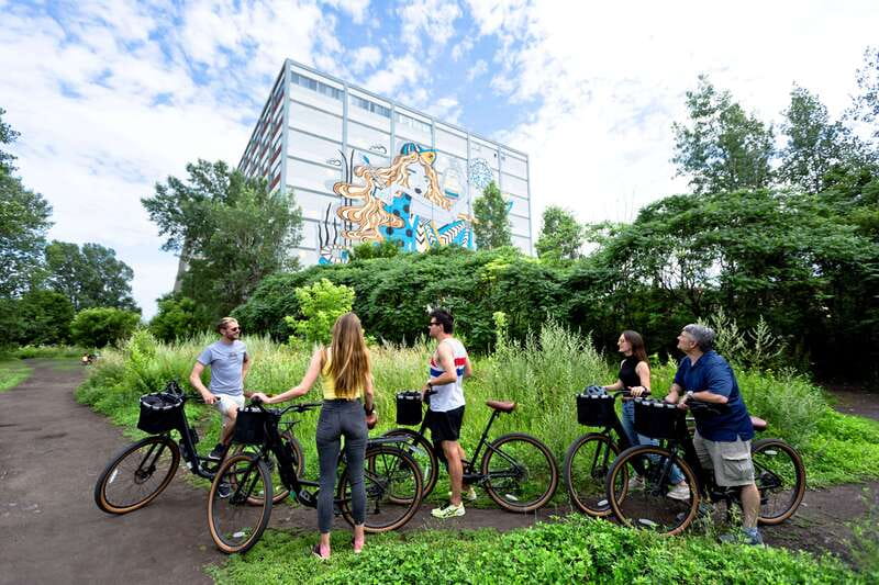 Bike/E-bike tour Plateau,MileEnd, Jean-Talon Market by Fitz - What the $87 Price Includes
