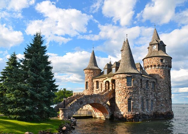 Boldt Castle and Thousand Islands Helicopter Tour - Boldt Castle from above