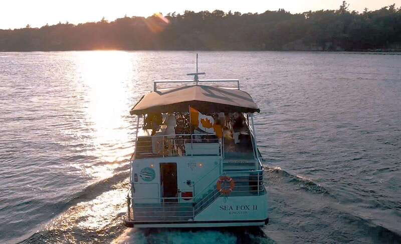 Brockville: 1000 Islands Cruise - Meeting the working St. Lawrence Seaway
