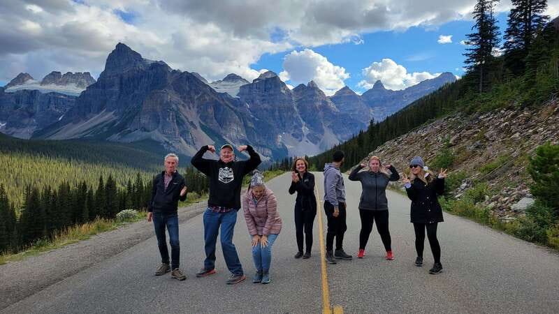 Calgary: 2-Day Banff National Park Highlights Summer Tour - Why two days works better than one long rush
