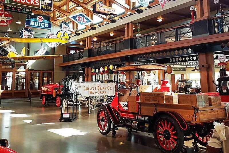 Calgary: 3.5-Hour Bus City Tour with Gasoline Alley Museum - Why this bus tour makes sense in Calgary
