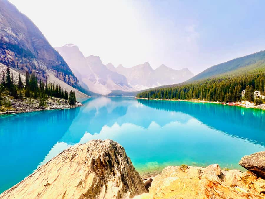 Calgary, Banff: Lake louise , Moraine ,Emerald Lake day Tour - A full day from Calgary to the Canadian Rockies