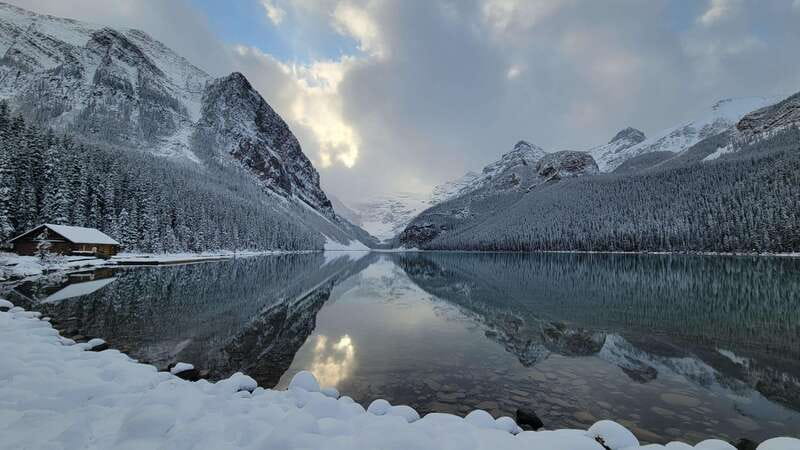 Calgary: Canmore, Banff, Lake Louise - Gondola Included - What the $136 price includes