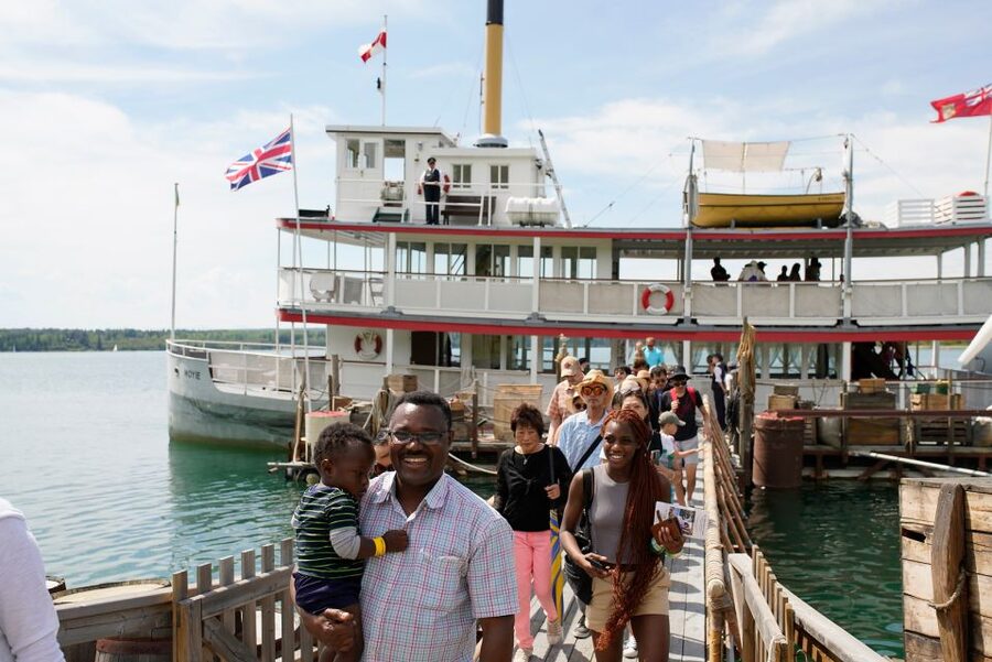 Calgary: Heritage Park Historical Village Admission Ticket - Food, cinnamon buns, and practical breaks