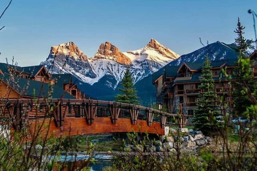 Calgary: Radium Hot Springs & Marble Canyon Day Trip - Radium Hot Springs beneath Sinclair Canyon